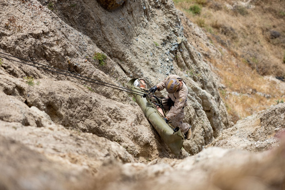 BLT 2/4 participates in Assault Climbers Course