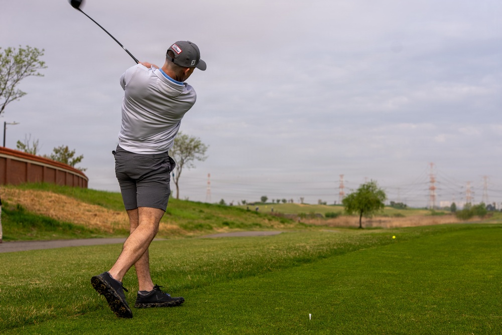 1SIG BDE Signal Month: 1st Signal Brigade Soldiers compete in Golf Scramble.