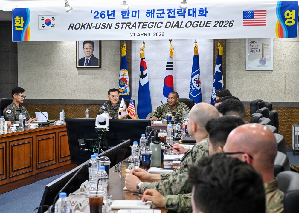Leadership of U.S., Republic of Korea navies deepen alliance in strategic dialogue