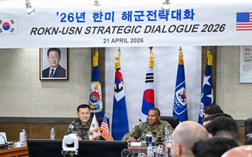 Leadership of U.S., Republic of Korea navies deepen alliance in strategic dialogue