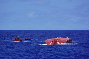 Coast Guard rescues father, sons after boat capsizes south of Lanai
