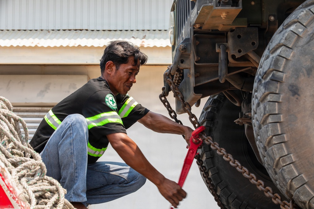 Balikatan 2026: 25th ID Soldiers download vehicles in preparation for counter landing live fire exercise in the Philippines