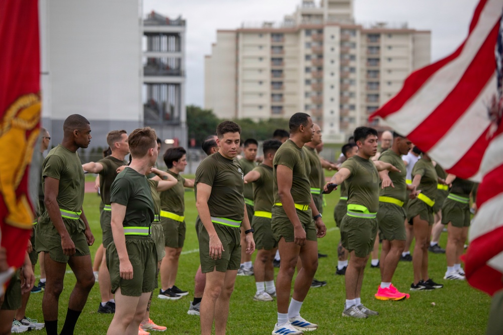 Always Ready: Commanding General of 3rd Marine Logistics Group Hosts a Motivational Run