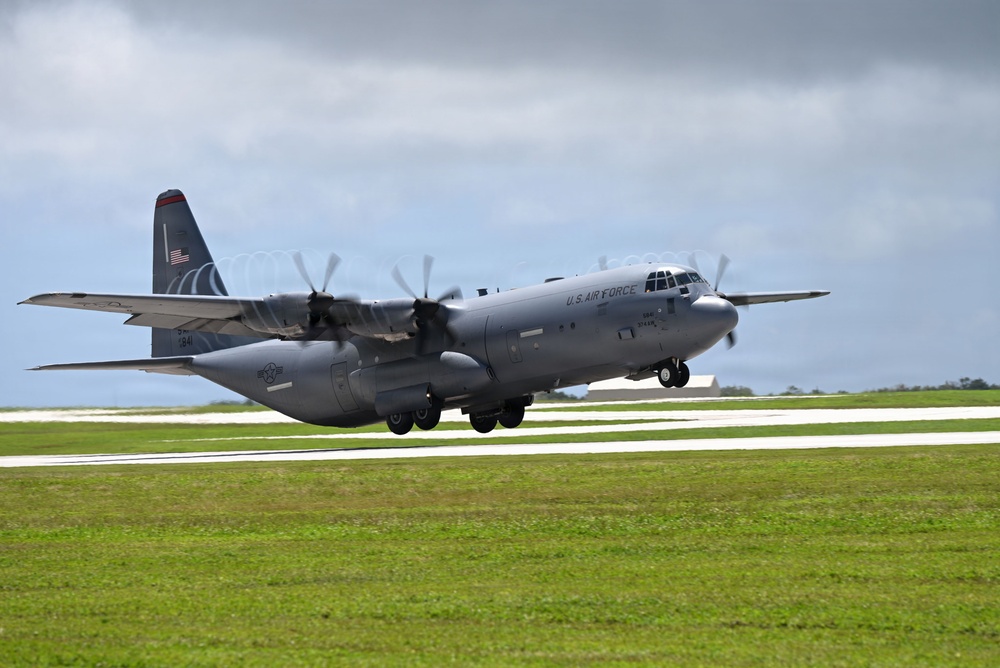 36th Logistics Readiness Squadron loads heavy machinery for Humanitarian Aid for Commonwealth Northern Mariana Islands departure