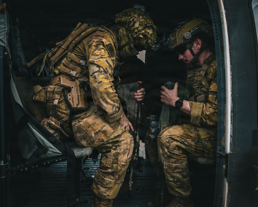 Balikatan 2026: Australian Partner Forces Participate in Black Hawk Cold-load Training