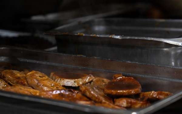 11th MEU Marines, Sailors Prepare Dinner Aboard USS Boxer