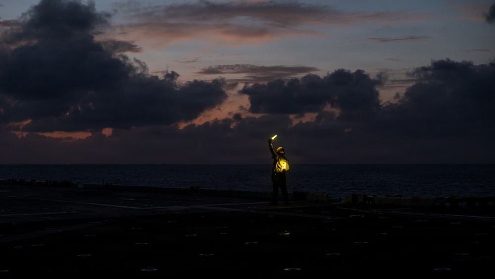 11th MEU Marines, Sailors Conduct Flight Operations Aboard USS Boxer