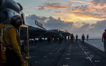 11th MEU Marines, Sailors Conduct Flight Operations Aboard USS Boxer
