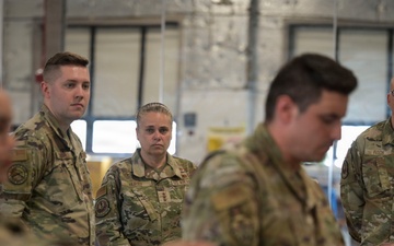 AFMC Commander Visits 88 ABW