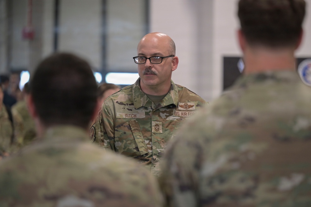 AFMC Commander Visits 88 ABW