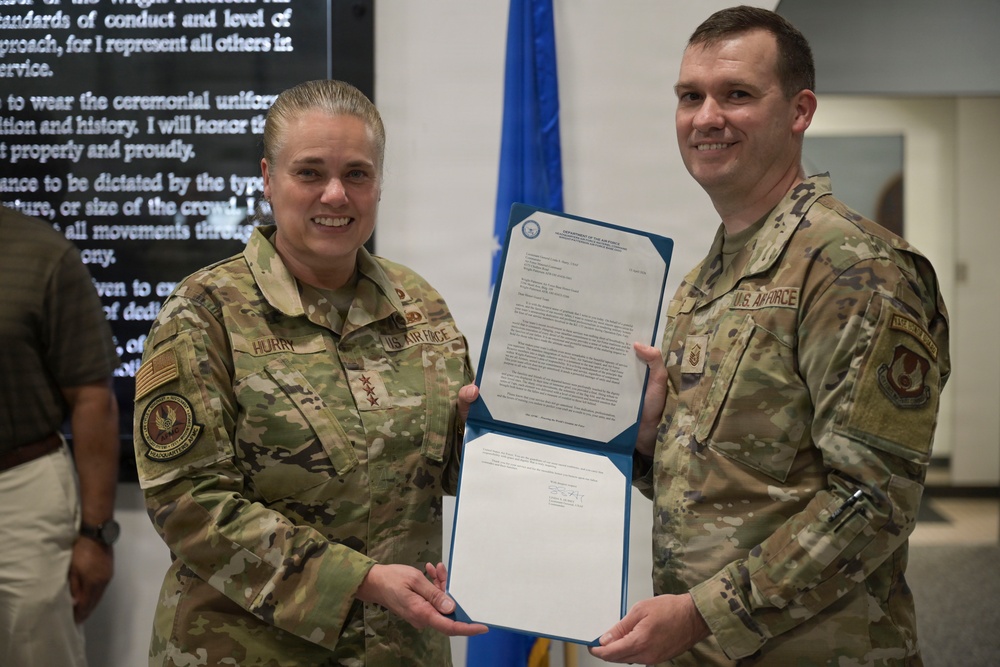 AFMC Commander Visits 88 ABW