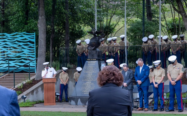 U.S. service members participate in wreath-laying ceremony during Fleet Week Houston