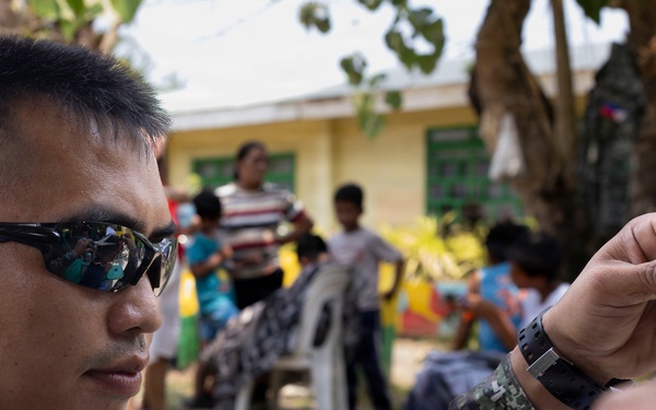 Balikatan 2026: U.S., Philippine service members participate in a Bundle of Joy ceremony