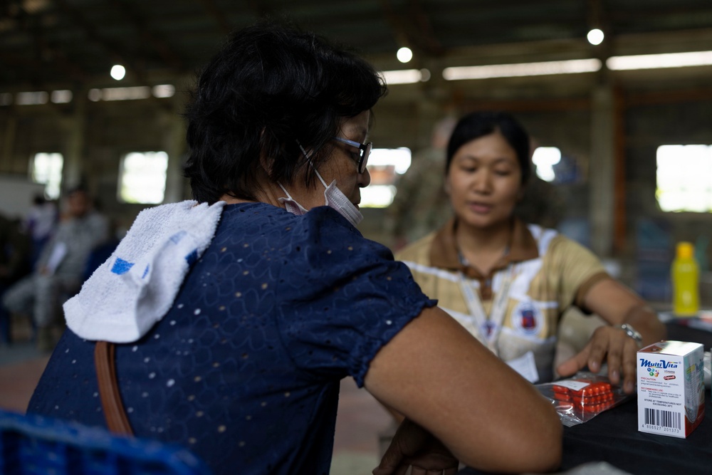 Balikatan 2026: U.S., Philippine service members provide medical care, training in San Vicente