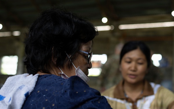 Balikatan 2026: U.S., Philippine service members provide medical care, training in San Vicente