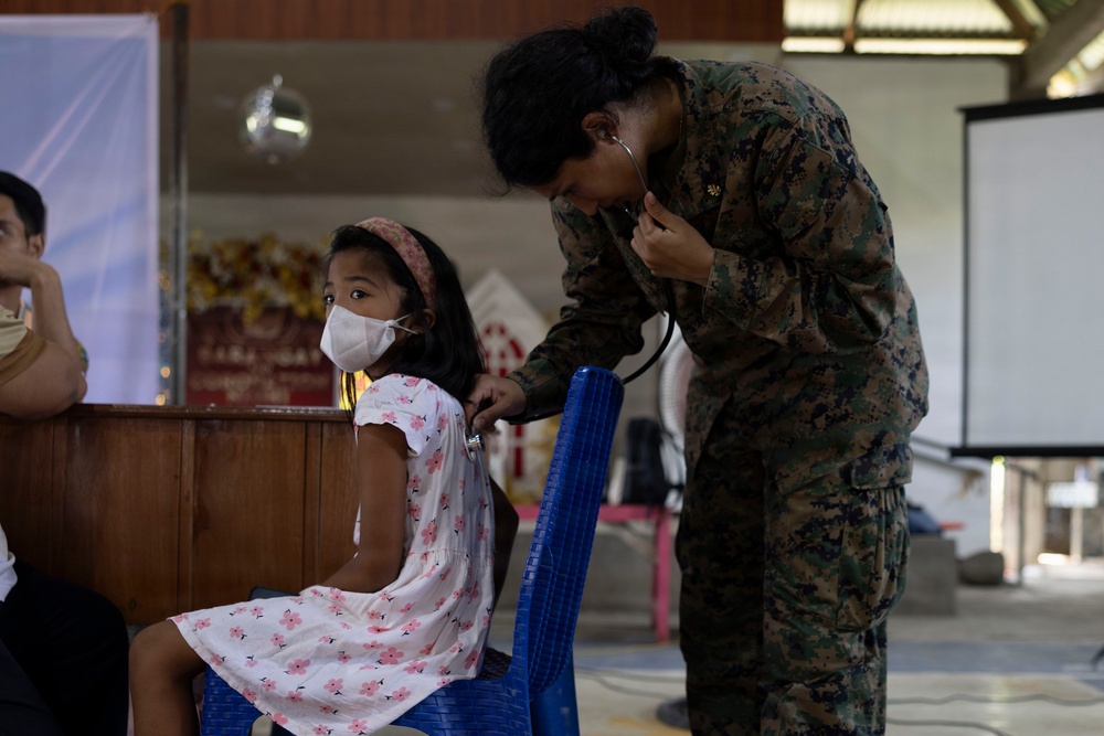Balikatan 2026: U.S., Philippine service members provide medical care, training in San Vicente