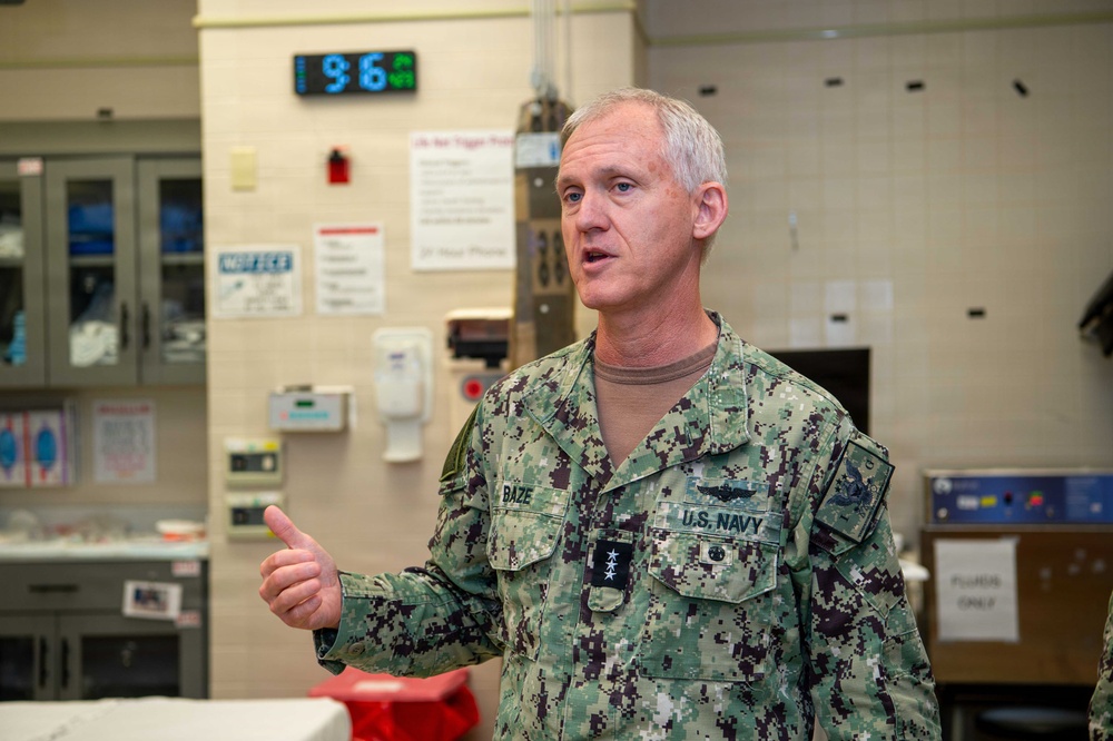 Vice Adm. Wayne Baze, Naval Inspector General, Visits NMCP