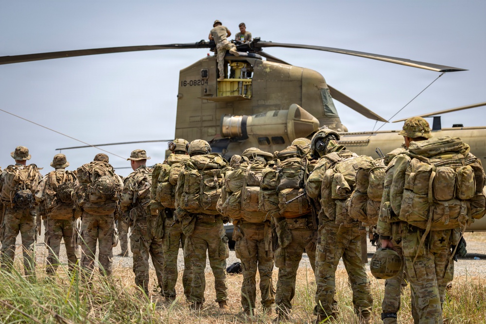 American, Australian, Philippine partner forces participate in CH-47 Chinook cold-load training