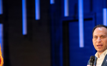 Ceremony recognizes first responders to UPS aircraft accident