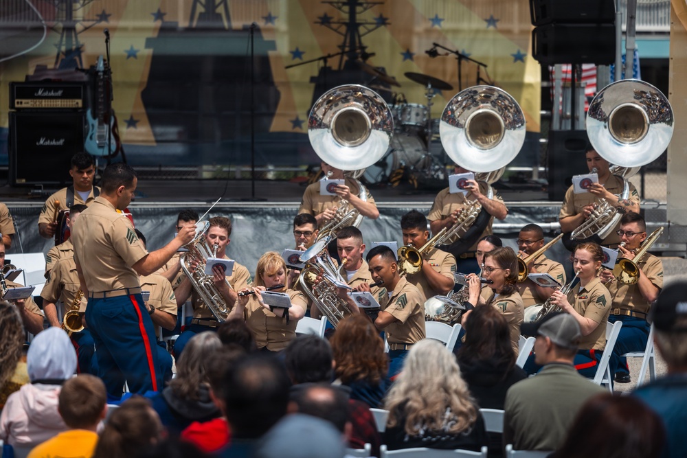 Quantico Marine Corps Band Performs Live at Sylvan Beach