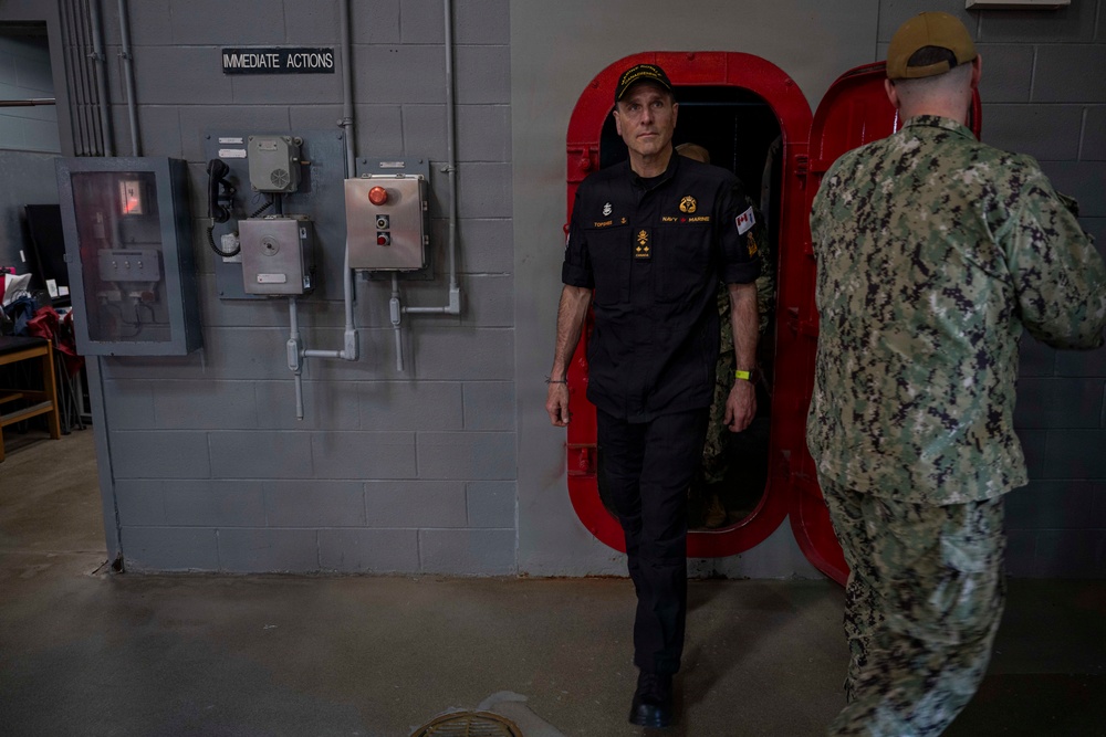 Vice Adm. Angus Topshee Visits Recruit Training Command
