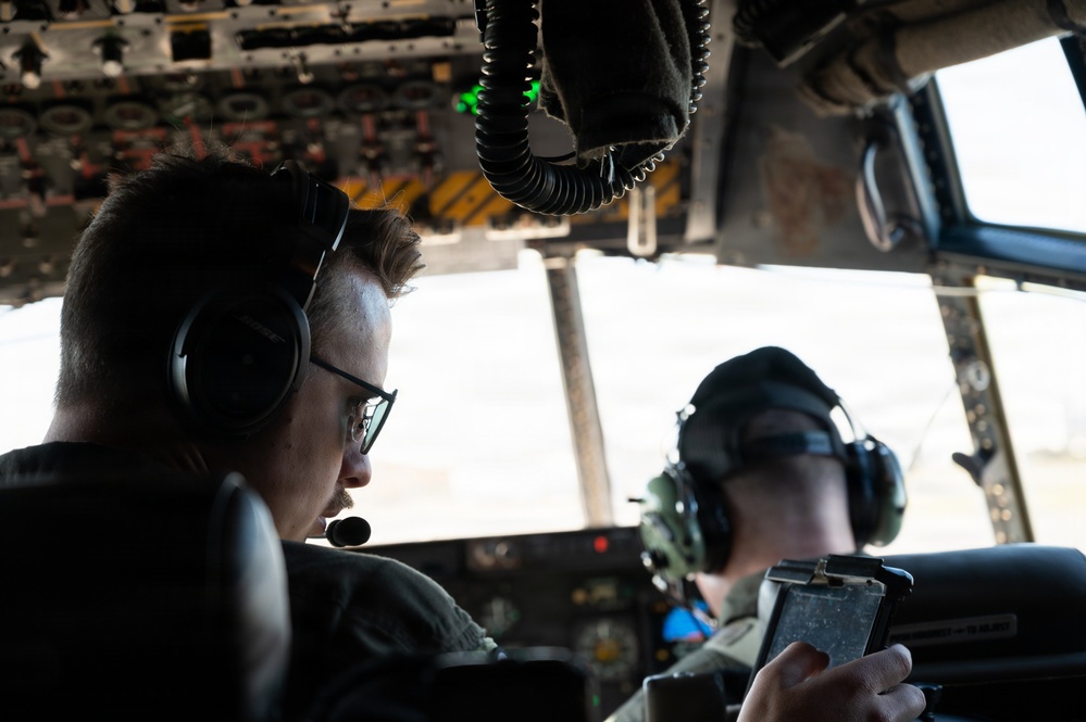 Connecticut Air National Guard supports joint airborne training with 160th Special Operations