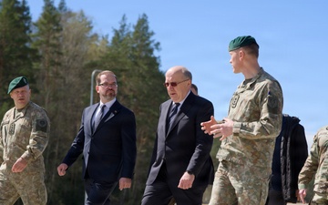 European Commissioner for Defence Tours Pabrade Training Area&amp;#xA;