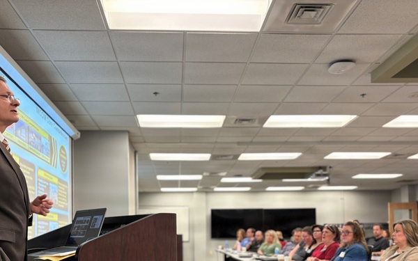 Garrison Manager Bill Cole speaks to Leadership Macomb