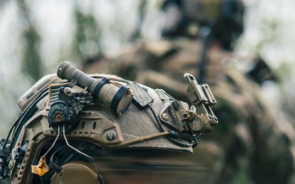 1st Special Forces Group (Airborne) conducts Maneuver Live Fire Exercise