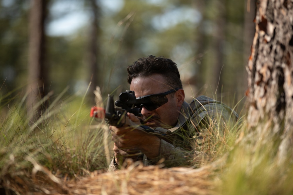 HHC, 525th EMIB conducts Bronze Hammer FTX