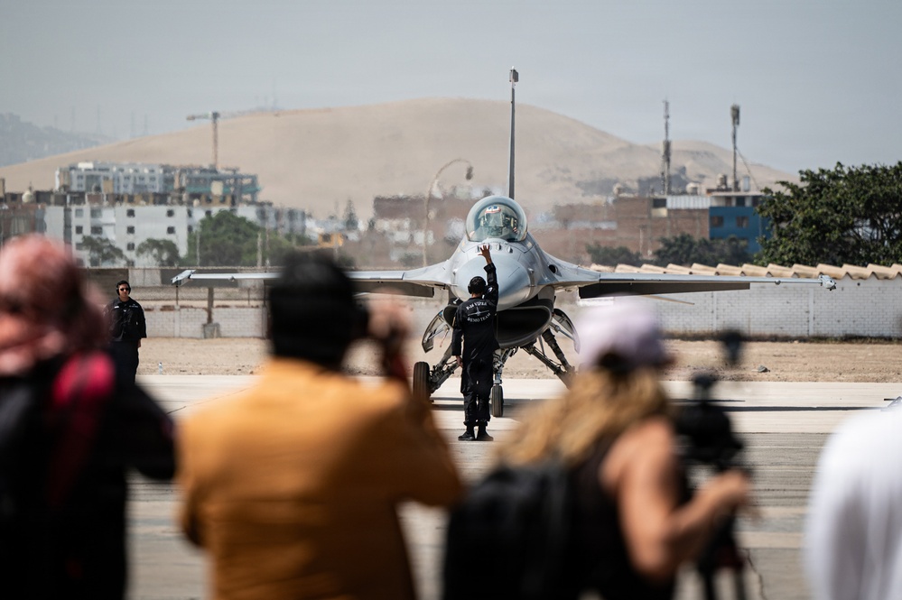 Viper Demo practice day in Lima, Peru