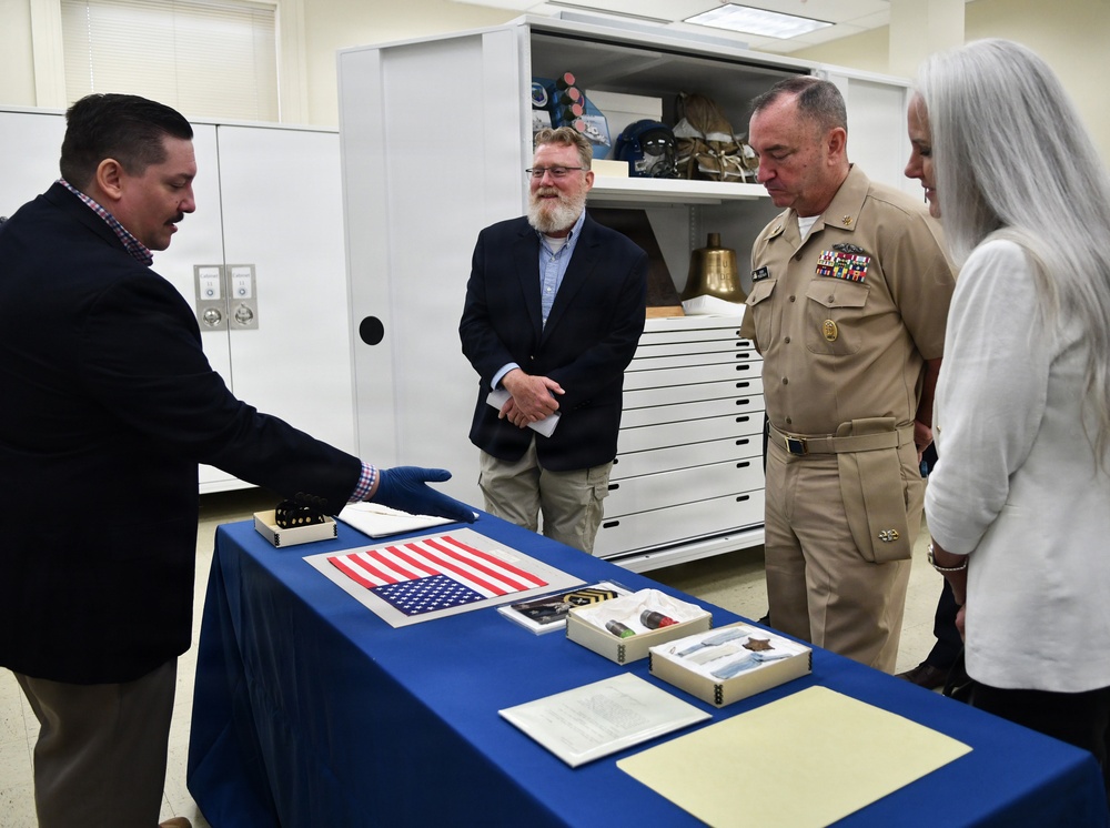 MCPON Visits NHHC