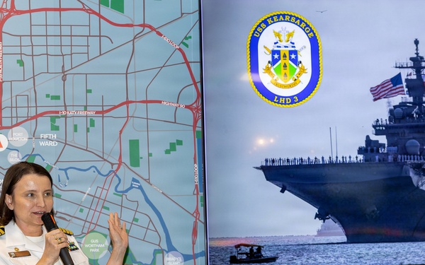 Navy Leaders Speak at Houston Maritime Center and Museum During Fleet Week