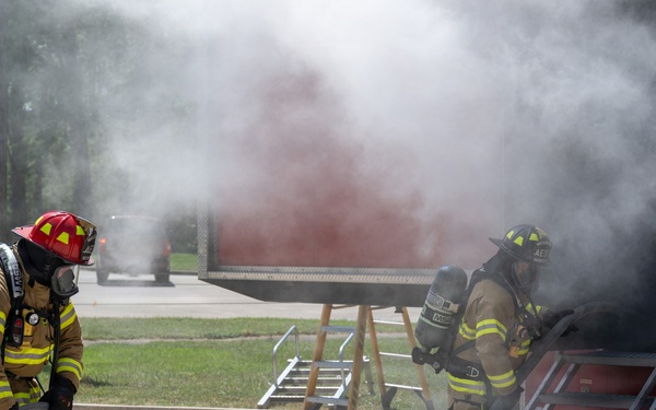 Arnold FES team conducts annual structure fire training