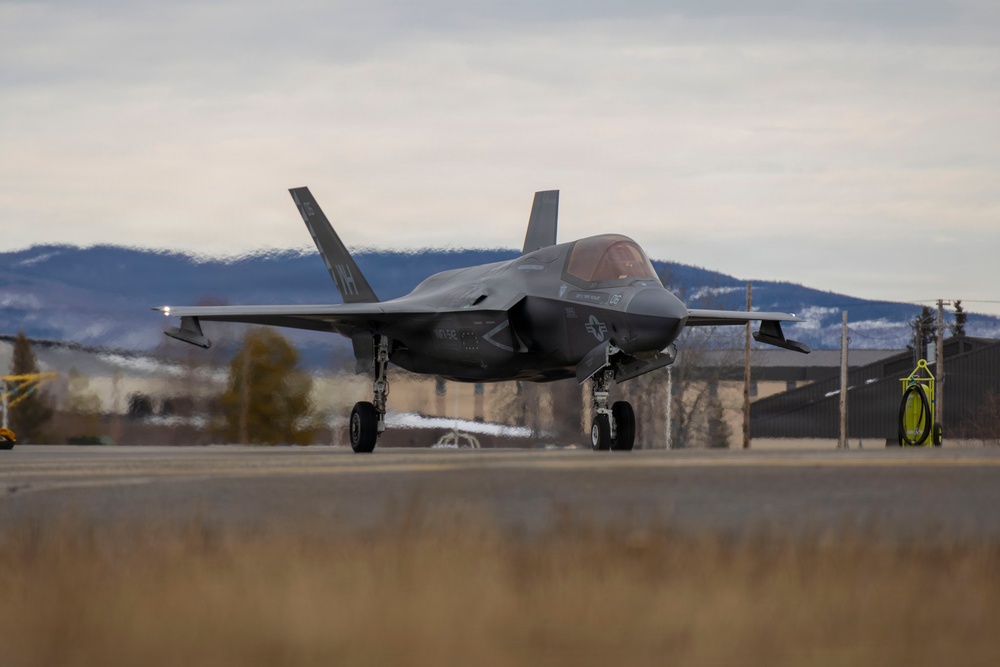 U.S. Marines with VMFA-542 conduct flight operations during exercise Red Flag-Alaska