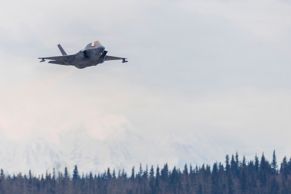 U.S. Marines with VMFA-542 conduct flight operations during exercise Red Flag-Alaska