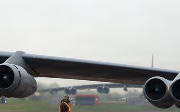 B-52H bomber integration showcases JTAC multinational readiness during African Lion 26