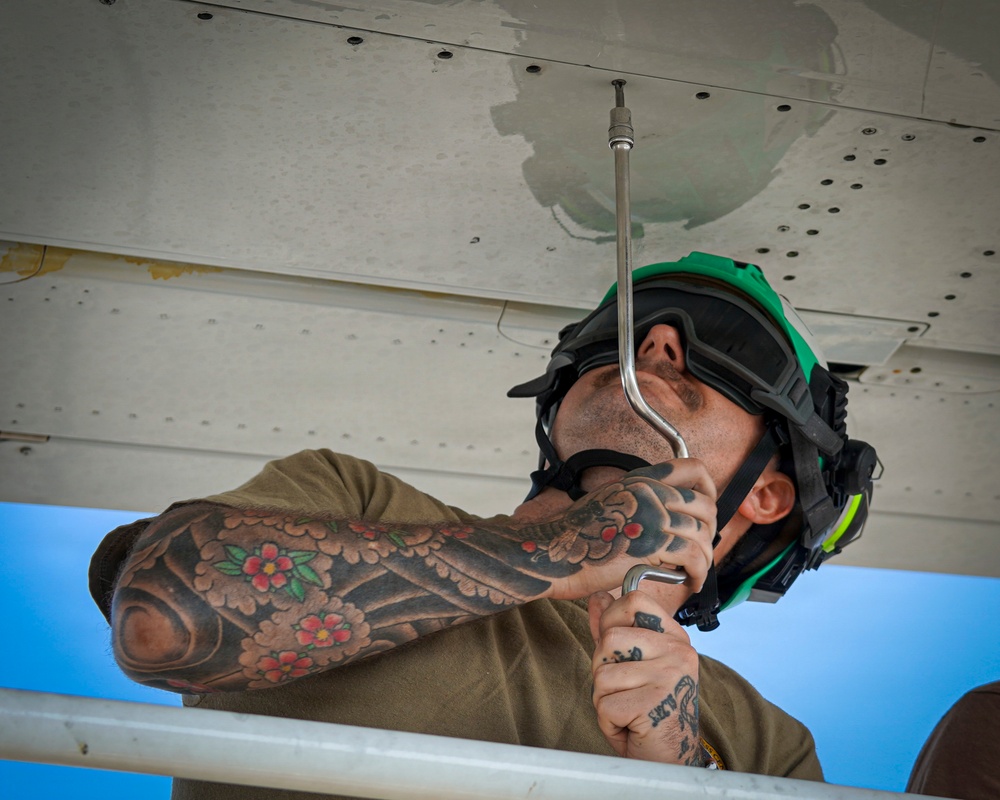 VP-26 Tridents on Deck