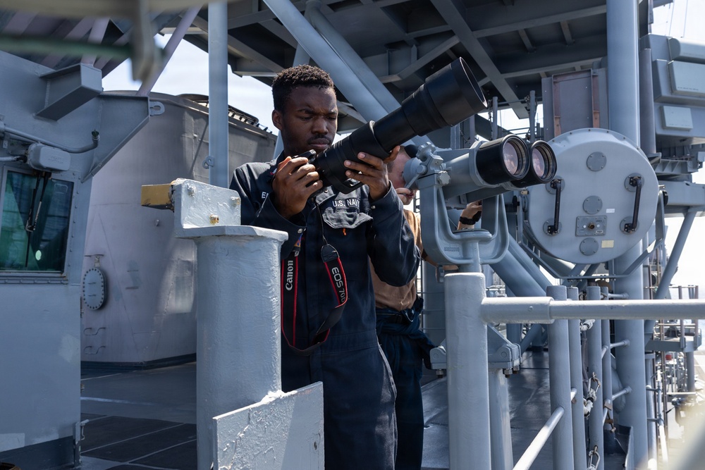 Sailors With USS Boxer Conduct SNOOPIE Drill