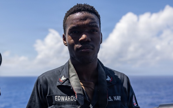 Sailors With USS Boxer Conduct SNOOPIE Drill