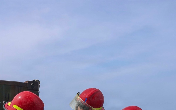 Comstock, 11th MEU Conduct General Quarters Drill