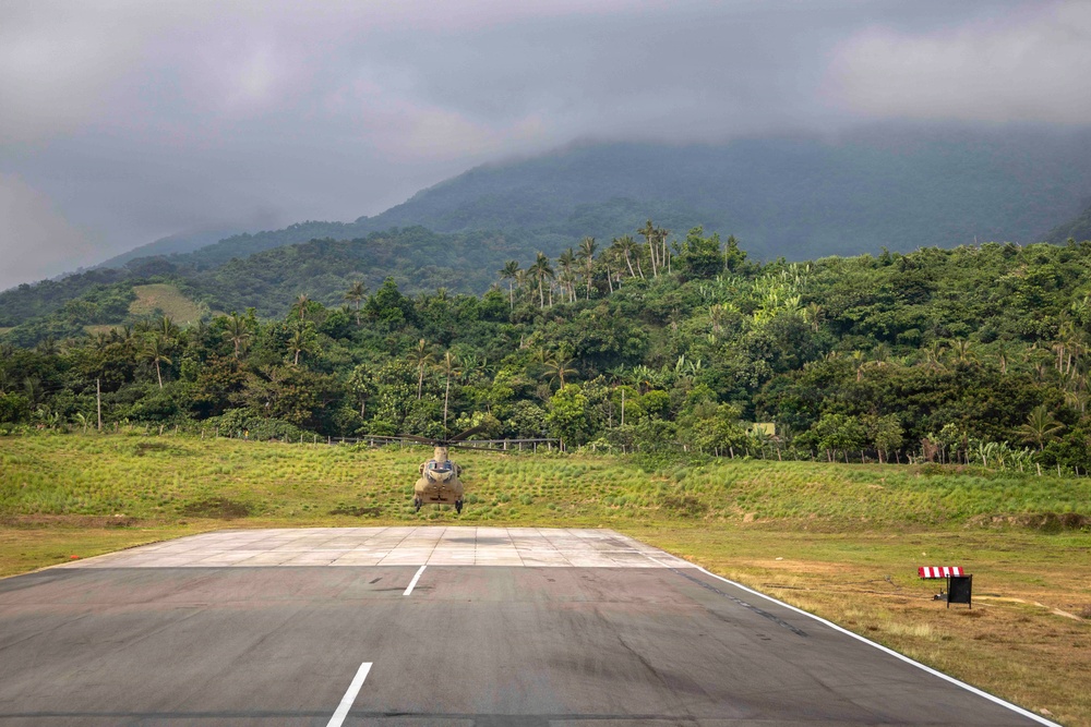 Balikatan 2026: CH-47 Chinooks Refuel during Long-Range Air Assault in Basco