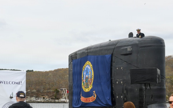 USS Idaho (SSN 799) is Commissioned at SUBASE