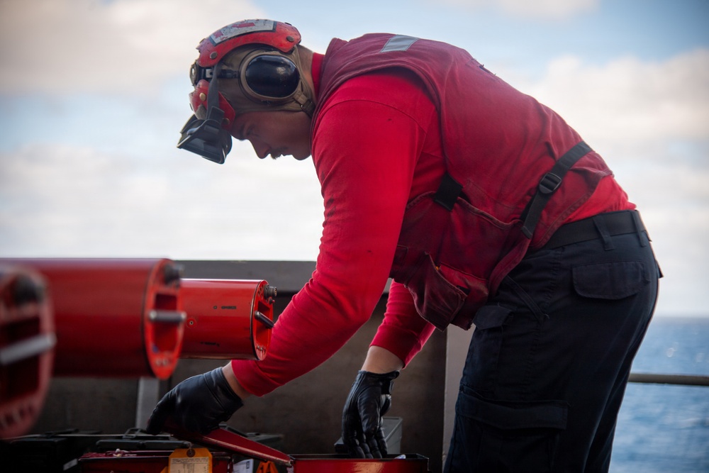 USS Theodore Roosevelt Ordnance Checks