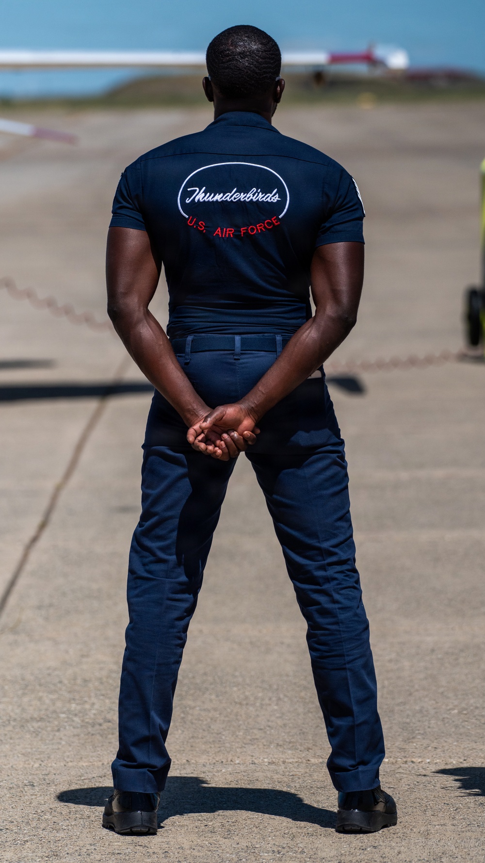Thunderbirds 1-7 arrive ahead of Wings Over Solano air show