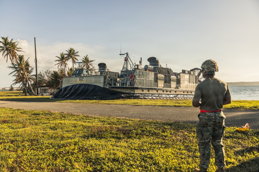 LCAC 52 and LCAC 62 arrive in Guam to support Typhoon Sinlaku recovery efforts