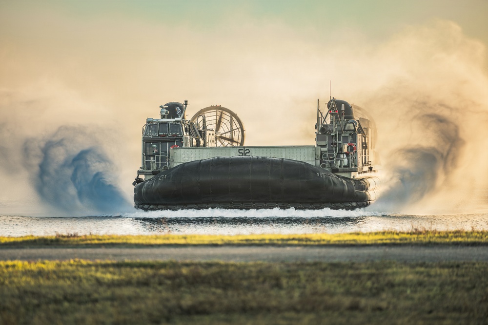 LCAC 52 and LCAC 62 arrive in Guam to support Typhoon Sinlaku recovery efforts