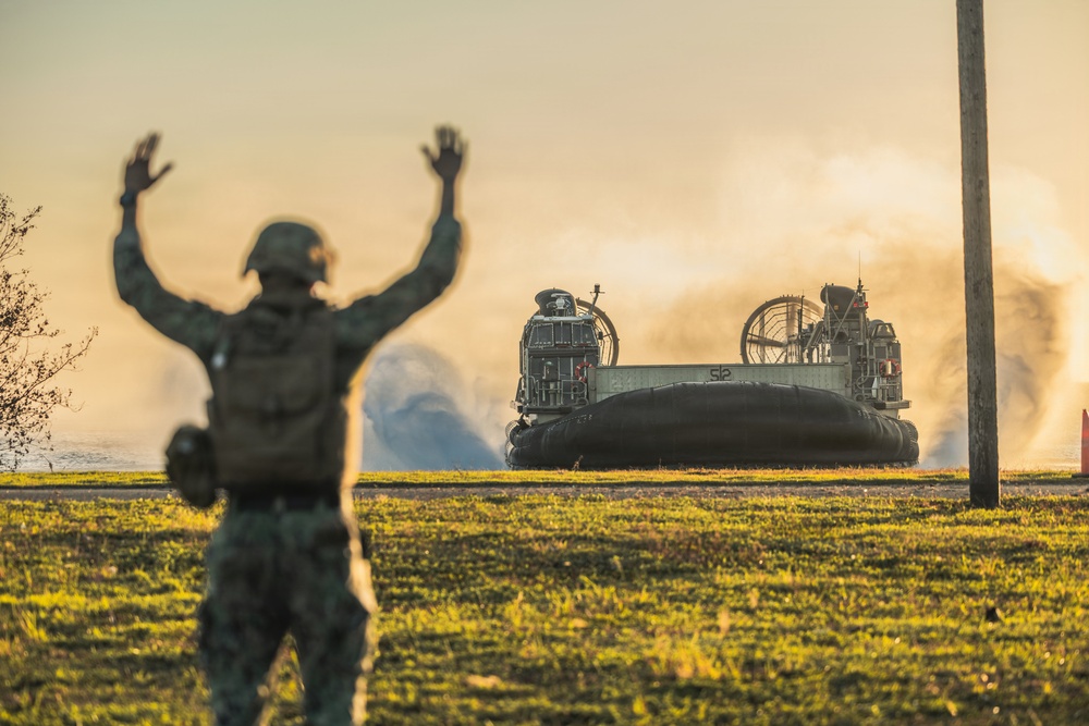 LCAC 52 and LCAC 62 arrive in Guam to support Typhoon Sinlaku recovery efforts