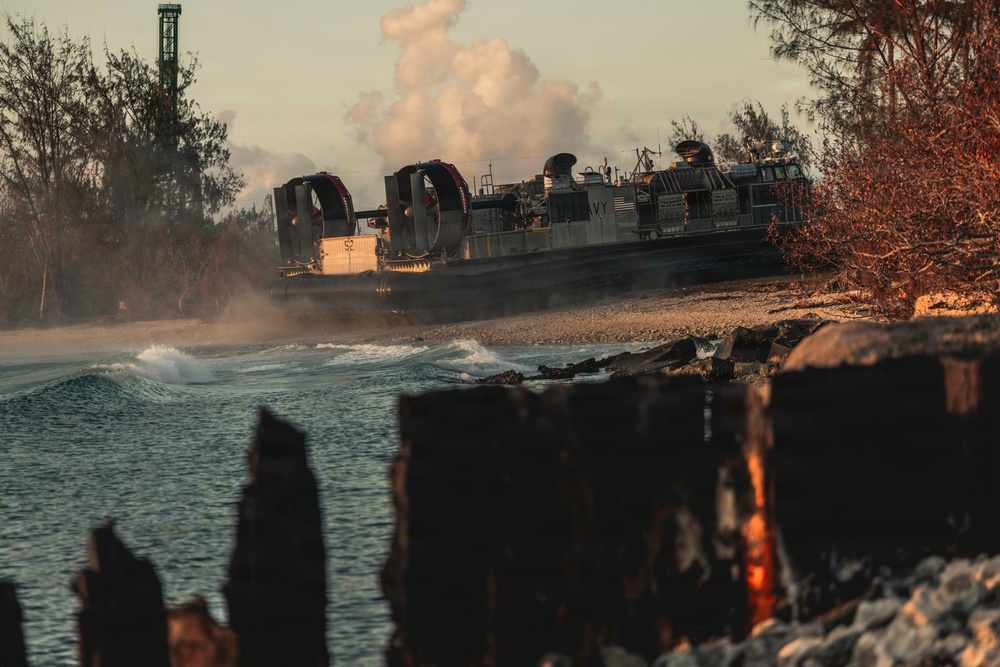 LCAC 52 and LCAC 62 arrive in Guam to support Typhoon Sinlaku recovery efforts