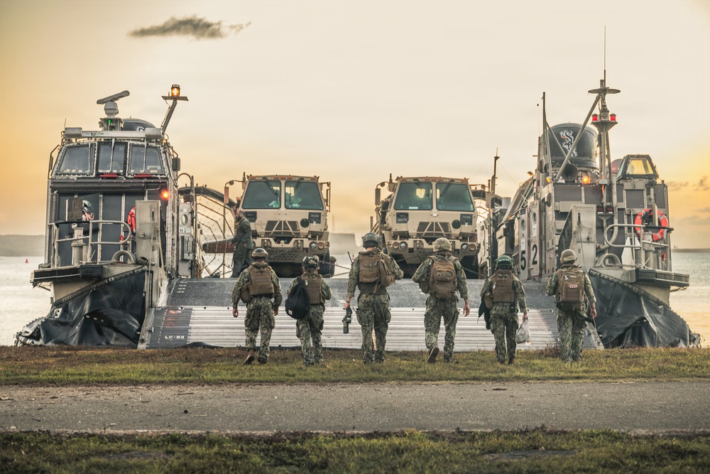 LCAC 52 and LCAC 62 arrive in Guam to support Typhoon Sinlaku recovery efforts